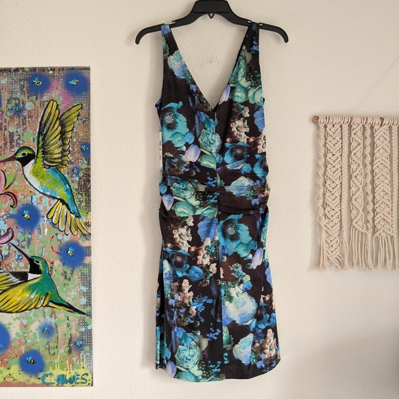 Ivy Blu Dark Floral V Neck Dress Sz 8 - Picture 5 of 9